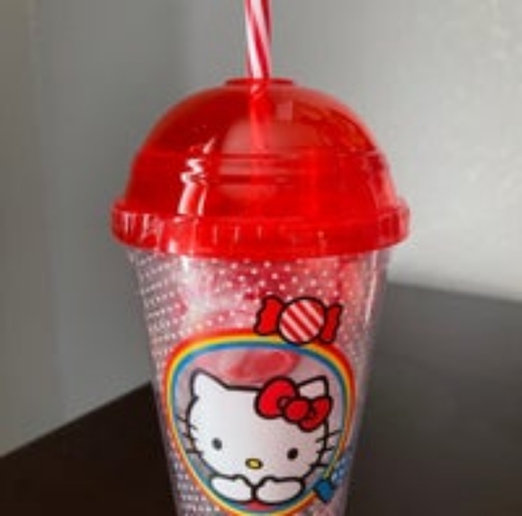 Hello Kitty Red Tumbler with Lollipops. - Picture 2 of 3